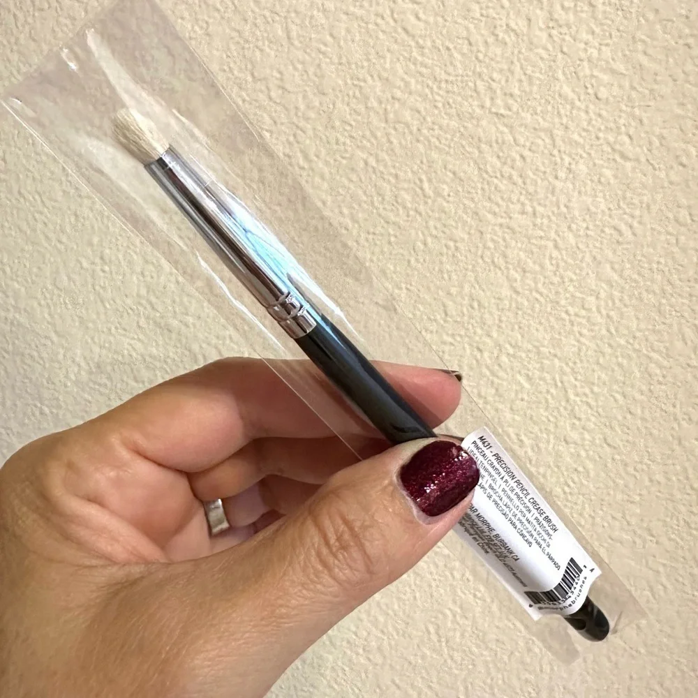 Morphe M431 Precision Pencil Crease Brush NEW IN PACKAGE